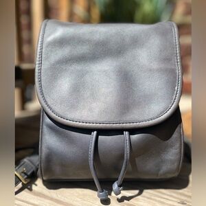 Vintage Coach Navy Blue 4029 Flap Drawstring 1980s Crossbody Shoulder Bag